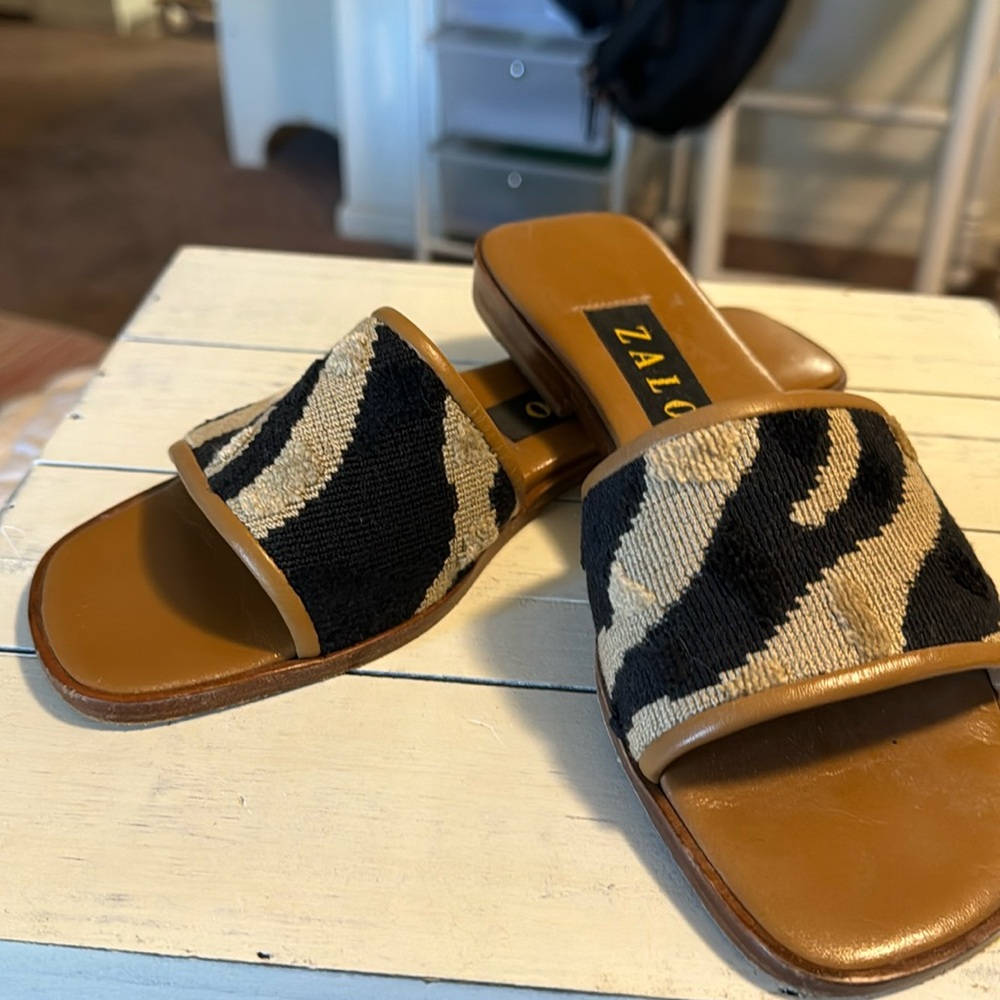 Zalo scandals